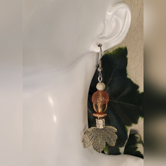 ARTISAN Acorn and Maple Leaf Beaded Statement Dangle Earrings / Pierced - Picture 4 of 6